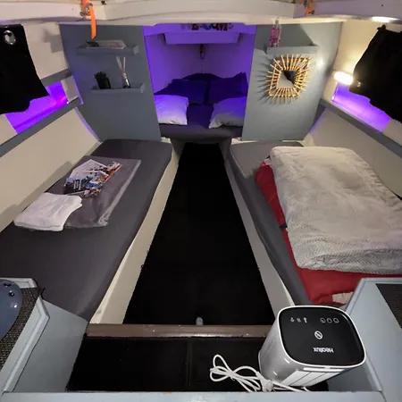 Voilier Port Avec Parking Prive Gratuit Botel Deauville