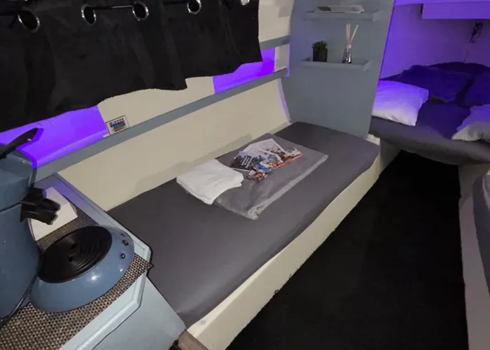 Voilier Port Avec Parking Prive Gratuit Botel Deauville