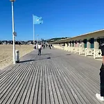 Botel Voilier Port Avec Parking Prive Gratuit *