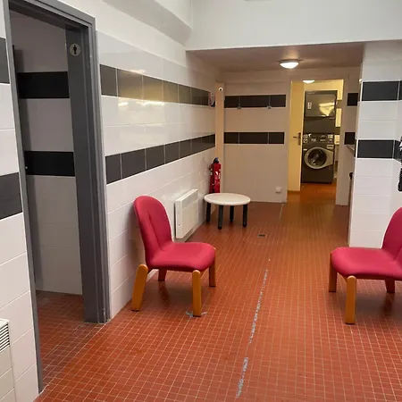 Botel Voilier Port Avec Parking Prive Gratuit *