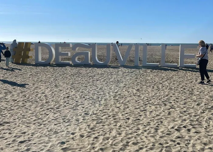 Voilier Port Avec Parking Prive Gratuit